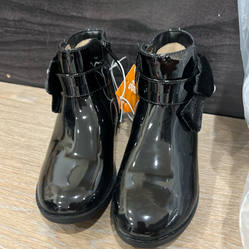 Gymboree Shiny Black Kids Boots with Bow